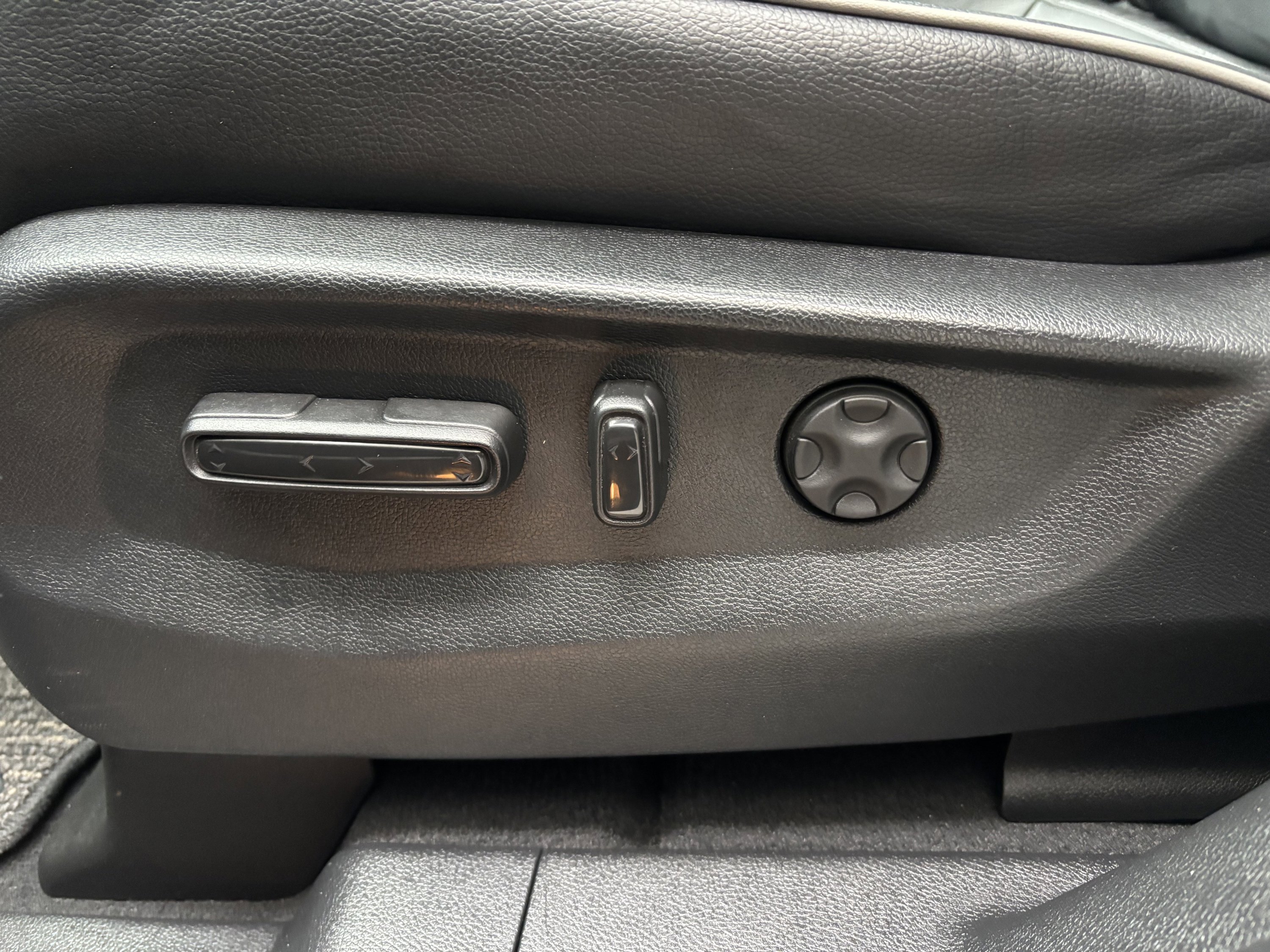 Certified 2024 Honda Odyssey Elite image 16