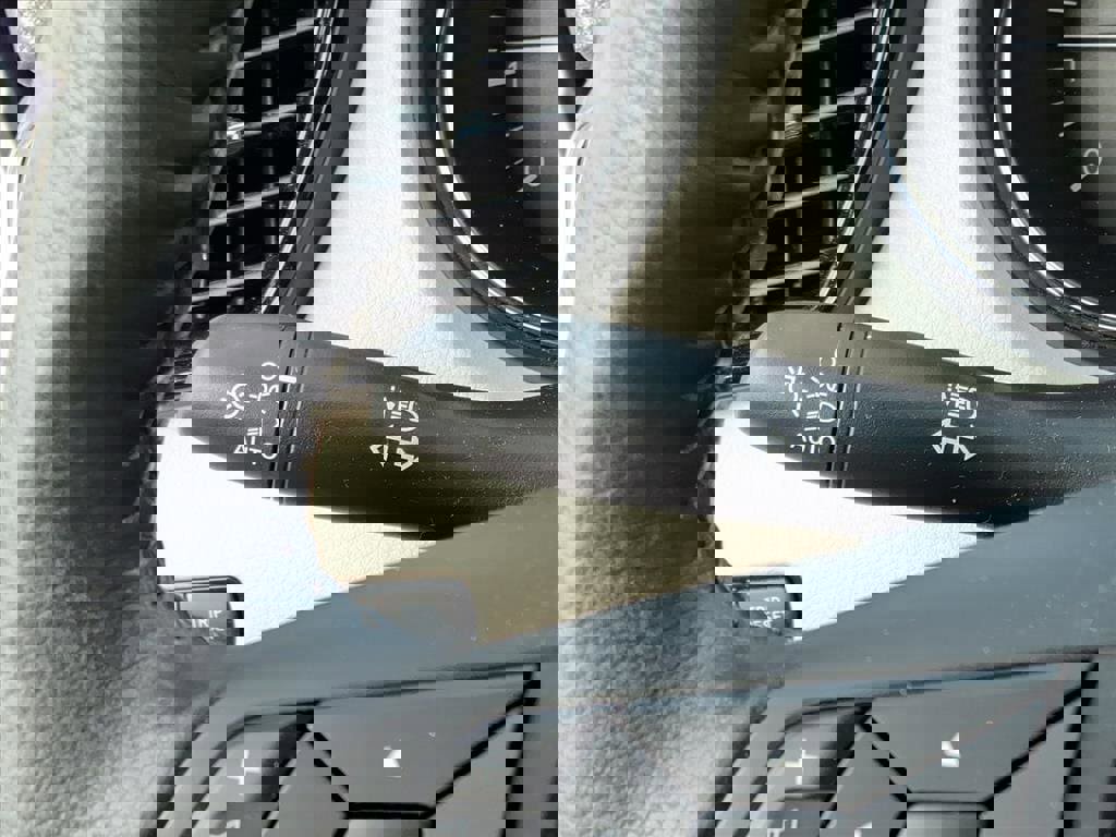 Used 2022 Nissan Rogue Sport SL image 19