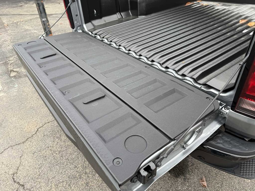 Used 2026 Chevrolet Colorado Z71 image 30