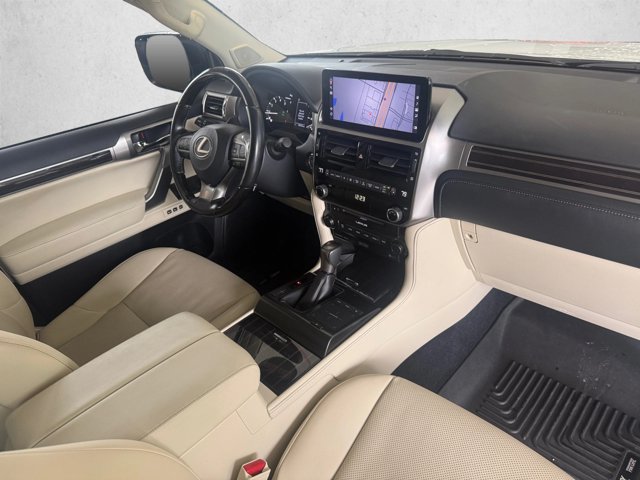 Used 2022 Lexus GX 460 Premium w/ Accessory Package AWD/4WD image 21