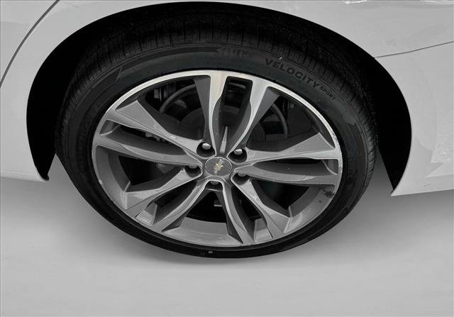 Used 2023 Chevrolet Malibu LT image 9