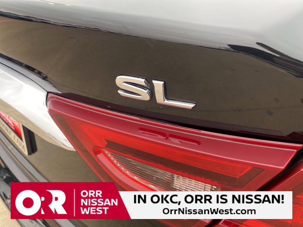 Used 2017 Nissan Maxima 3.5 SL image 11