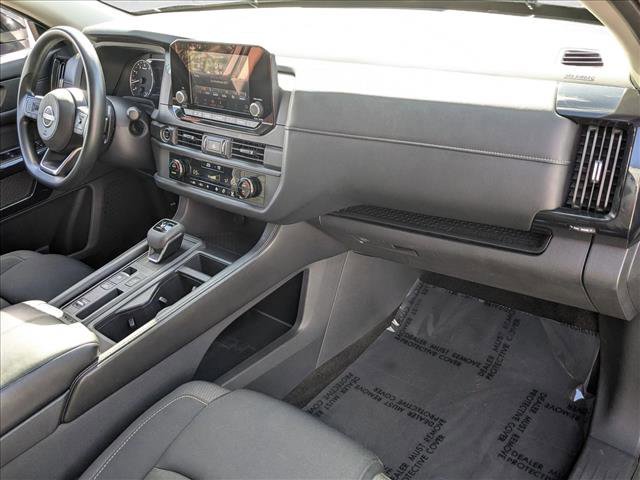 Used 2024 Nissan Pathfinder S FWD image 22