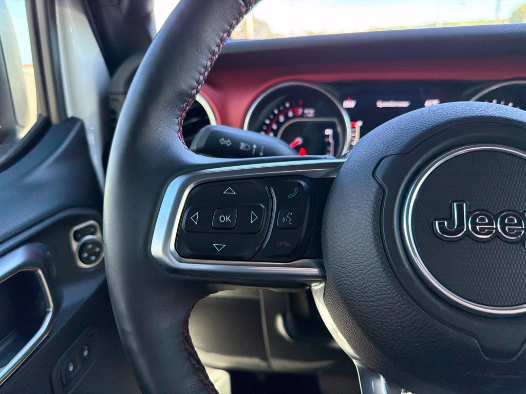 Used 2020 Jeep Gladiator Rubicon w/ Cold Weather Group AWD/4WD image 30