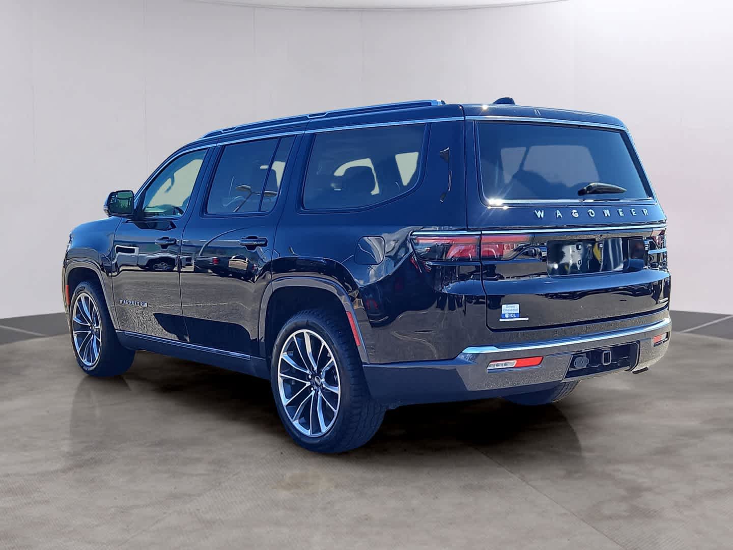 Used 2022 Jeep Wagoneer Series III w/ Premium Group I AWD/4WD image 6