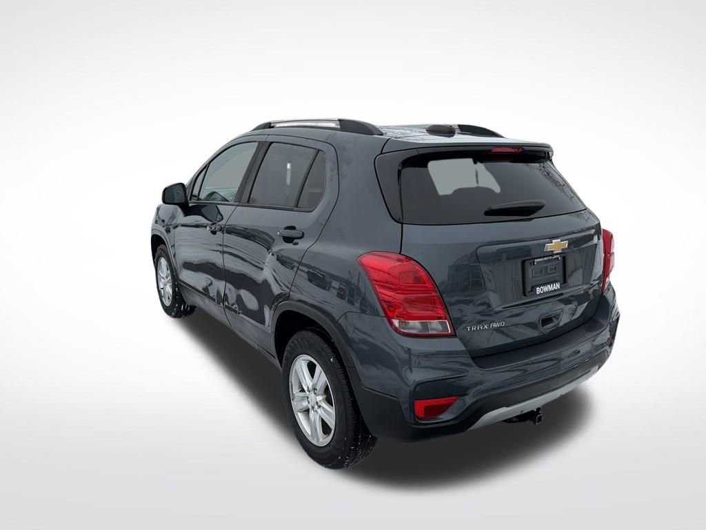 Used 2022 Chevrolet Trax LT w/ LT Convenience Package image 7