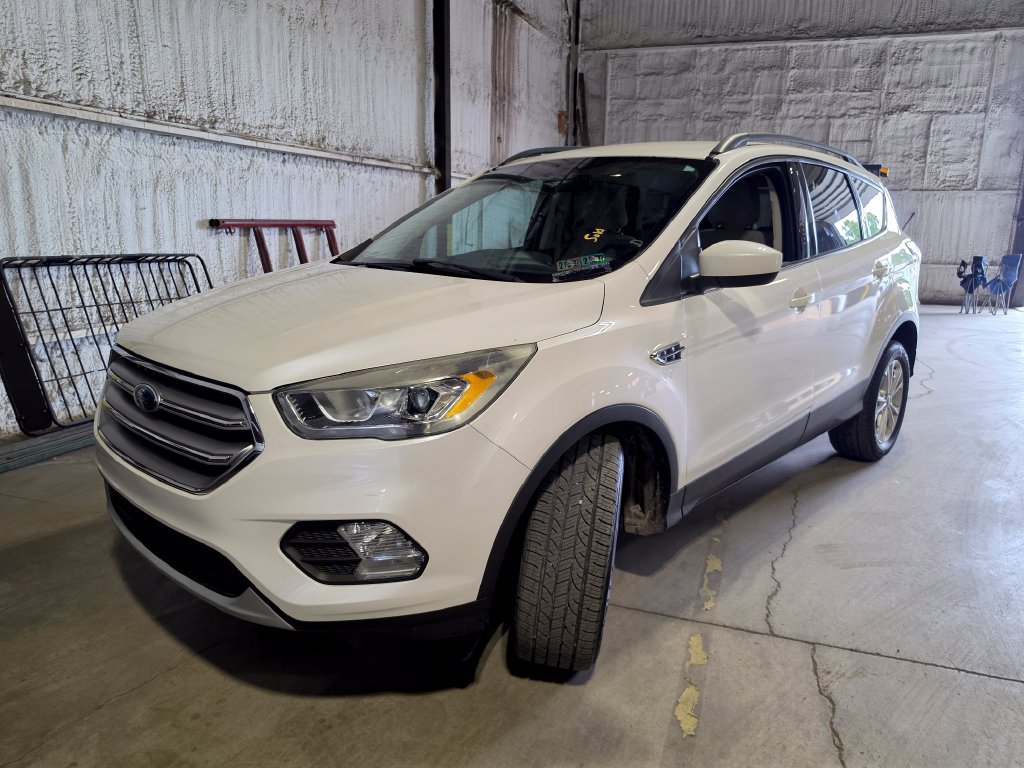 Used 2017 Ford Escape SE w/ Equipment Group 201A