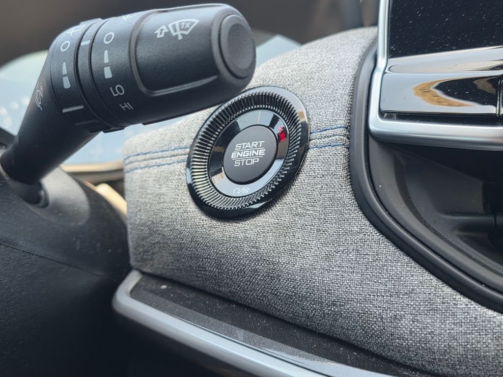 New 2026 Jeep Compass Latitude AWD/4WD image 19