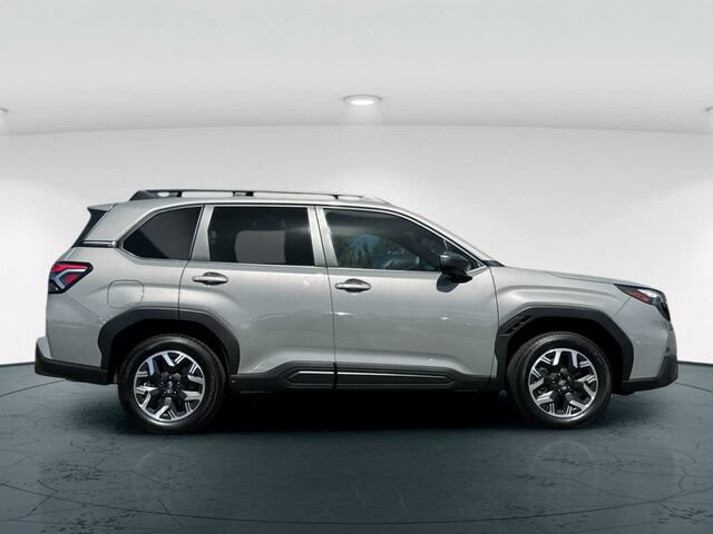Used 2026 Subaru Forester Premium AWD/4WD image 7