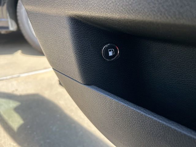 Used 2019 Dodge Charger SXT RWD image 29