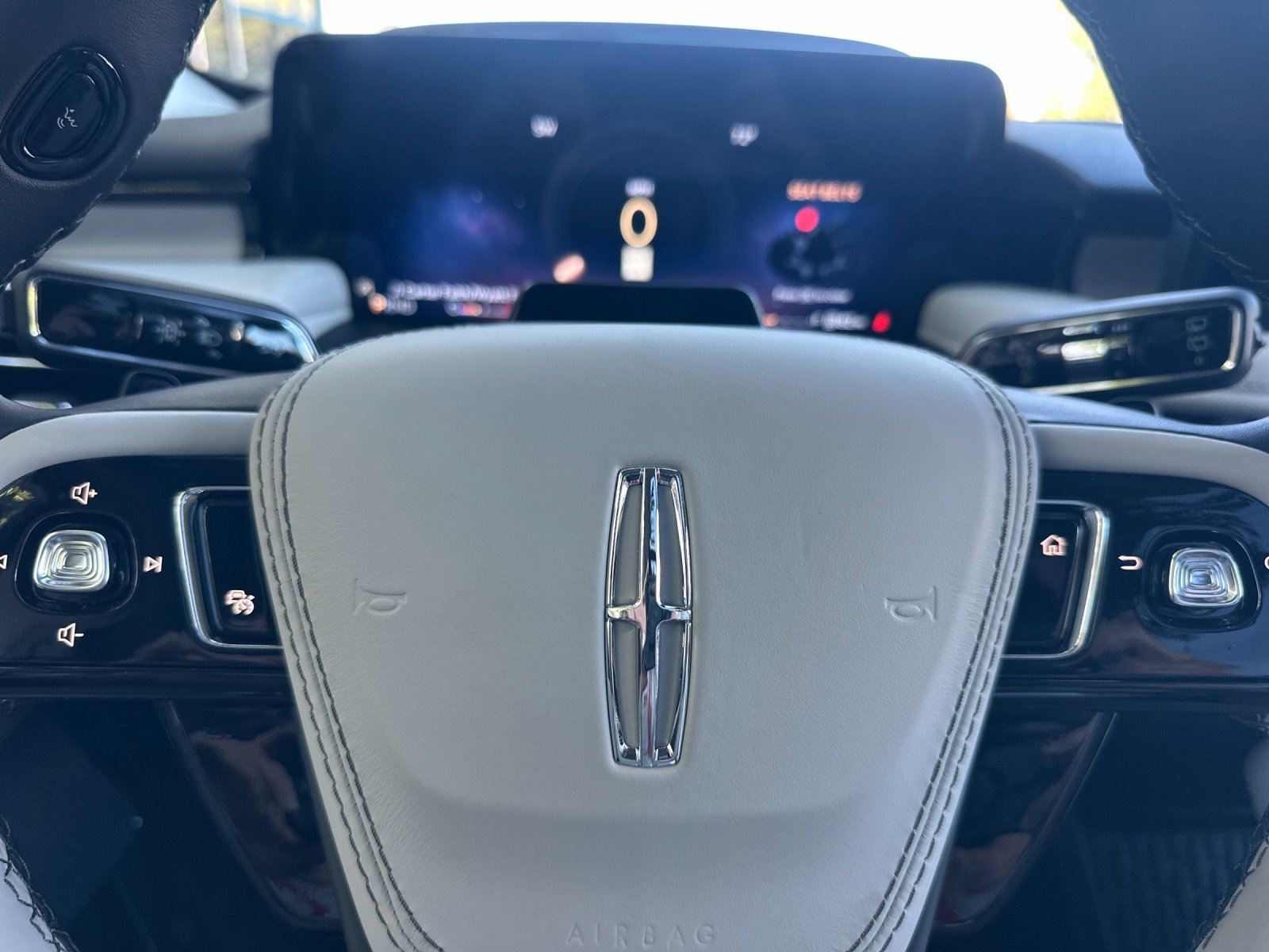 New 2026 Lincoln Aviator Reserve AWD/4WD image 22