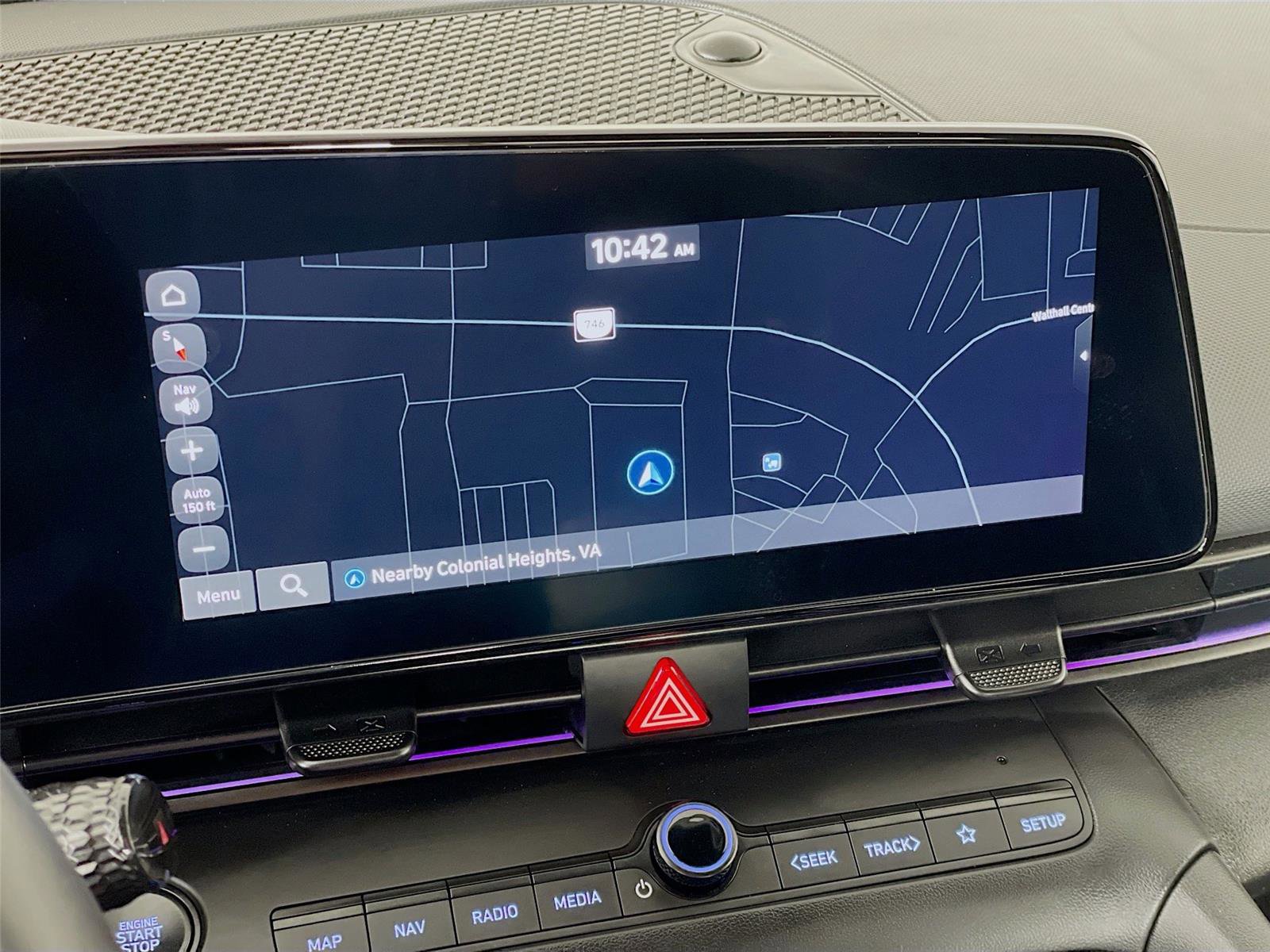 Certified 2025 Hyundai Elantra SEL FWD image 16