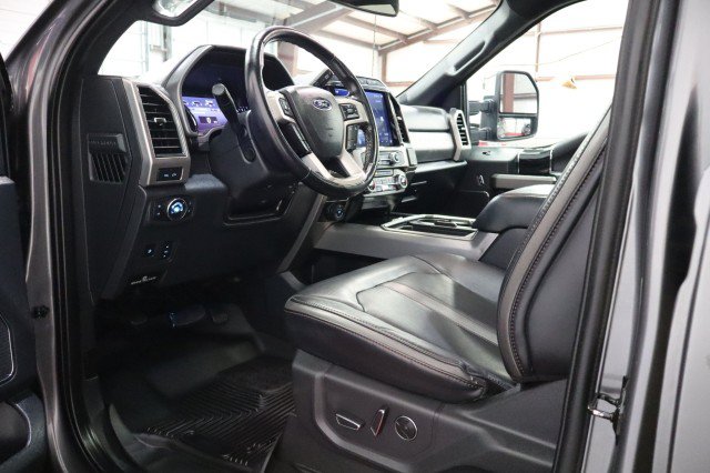 Used 2022 Ford F250 Platinum w/ FX4 Off-Road Package AWD/4WD image 34