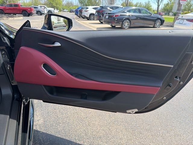 Used 2024 Lexus LC 500 Convertible image 15