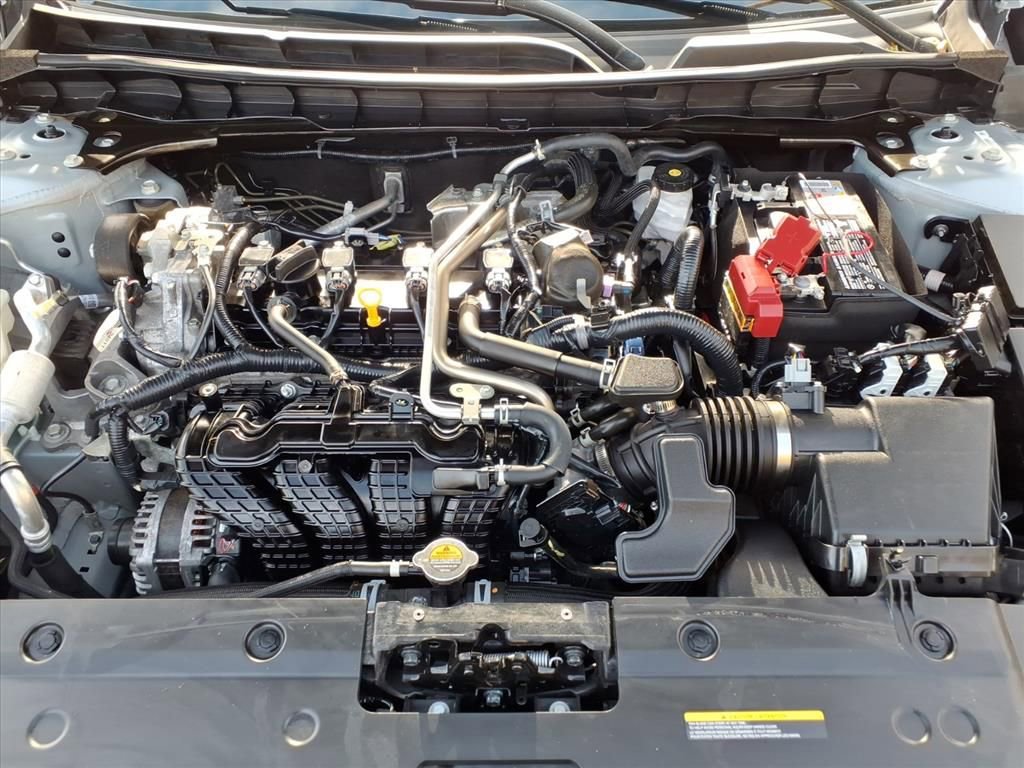 Used 2024 Nissan Altima 2.5 SV image 32