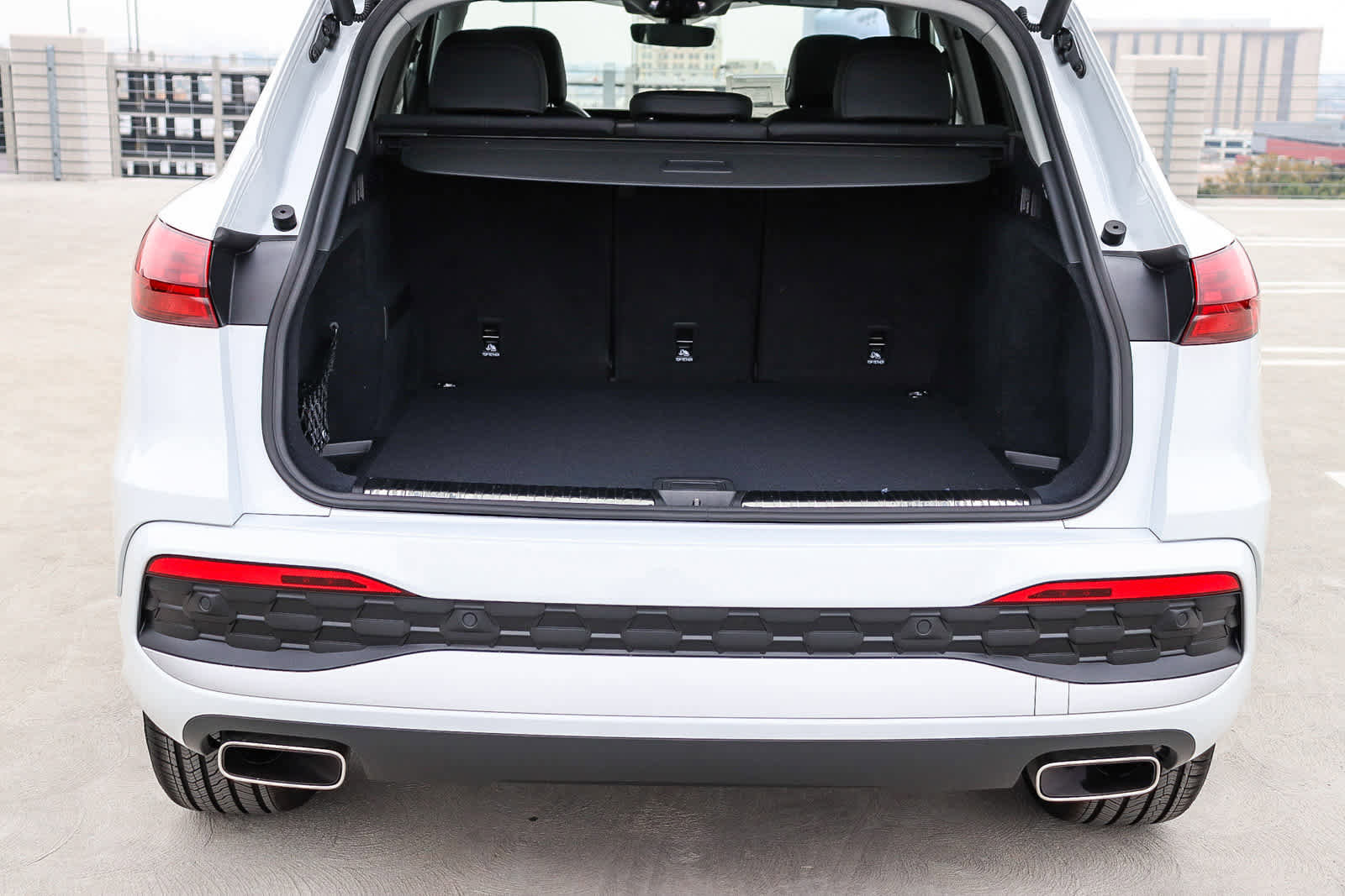 New 2025 Audi Q5 Premium Plus image 36