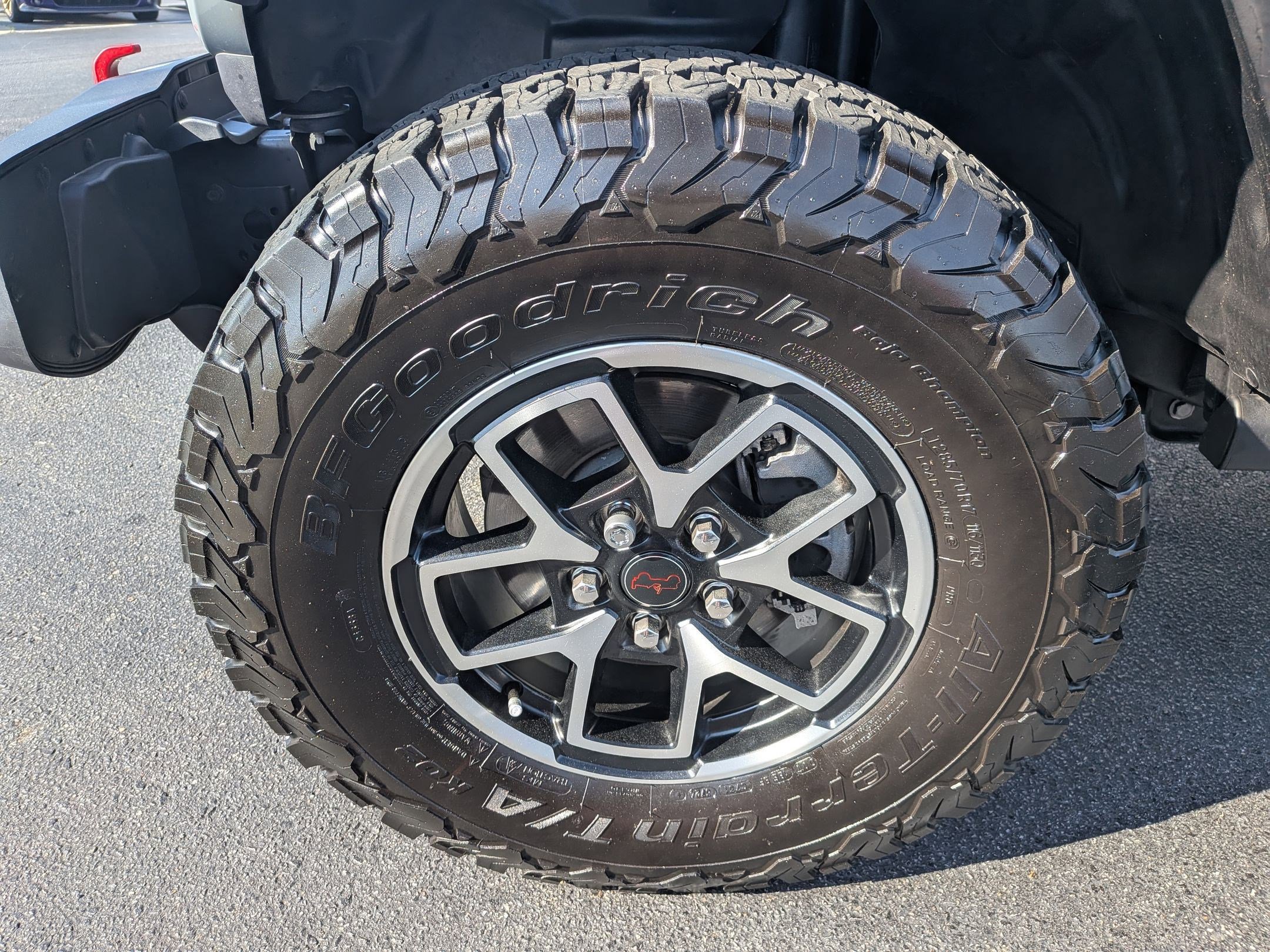 Used 2025 Jeep Wrangler Unlimited Rubicon image 10