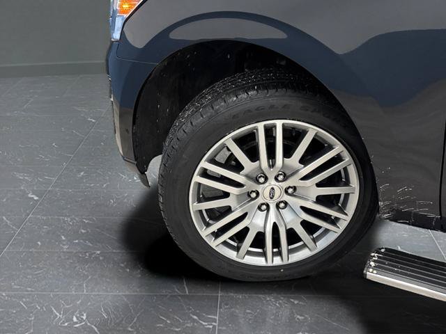 Used 2024 Ford Expedition Max Platinum AWD/4WD image 39