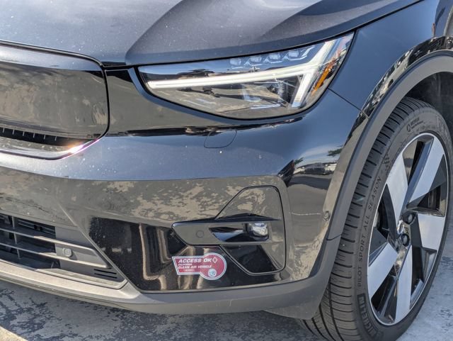 Certified 2023 Volvo XC40 Recharge Ultimate w/ Protection Package Premier AWD/4WD image 9