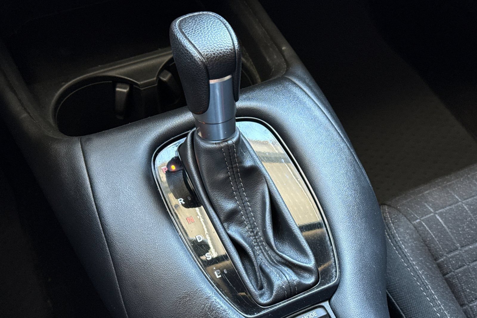 Used 2024 Honda HR-V LX image 30