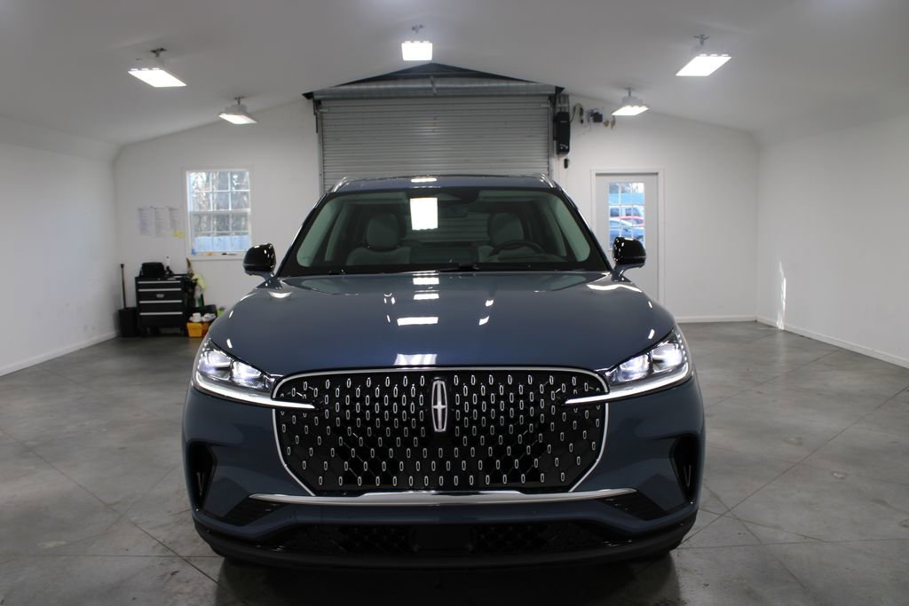 New 2026 Lincoln Aviator Reserve image 2