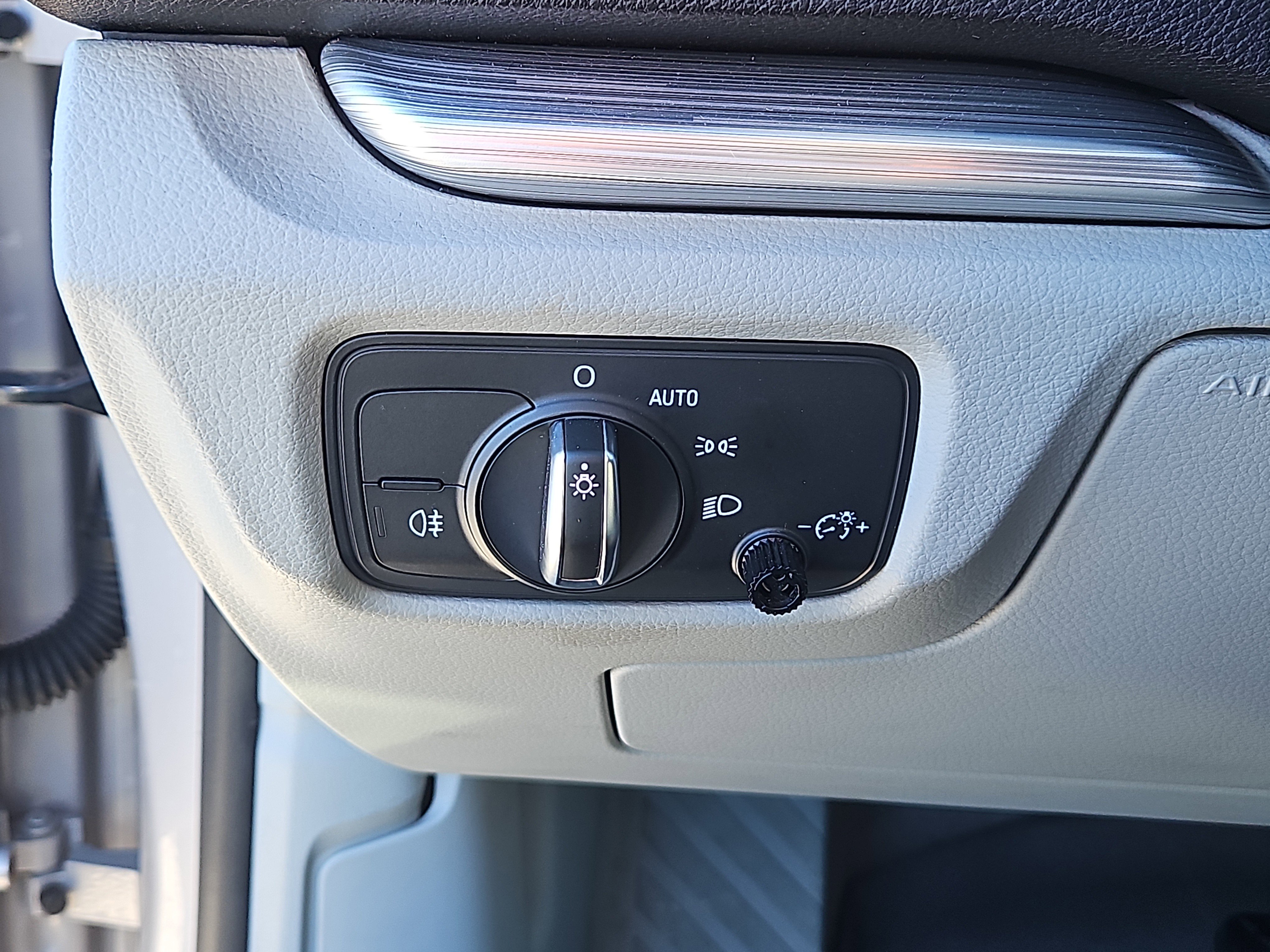 Used 2015 Audi A3 2.0T Premium Plus w/ Premium Plus Package image 8