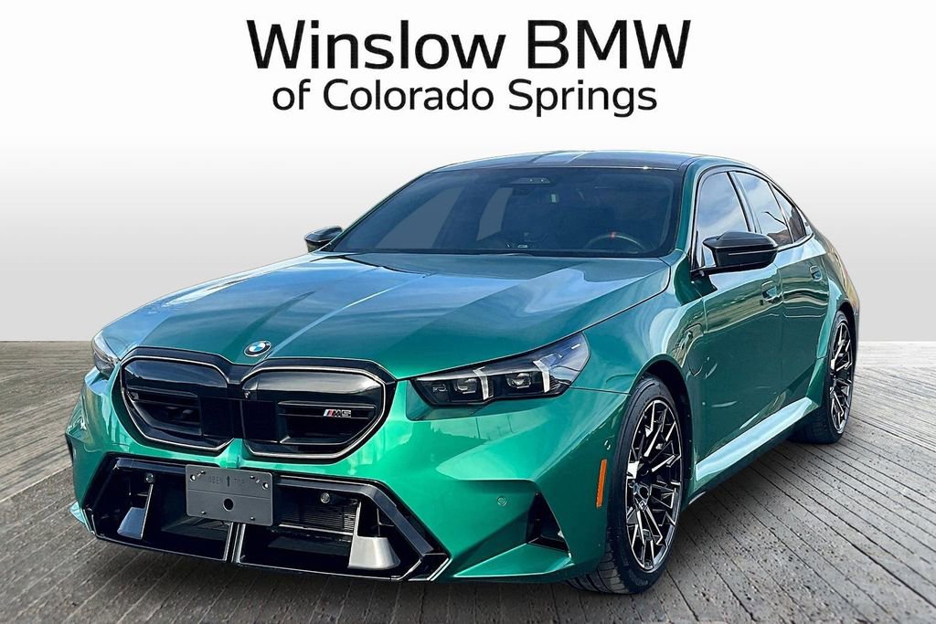 Used 2025 BMW M5 image 1