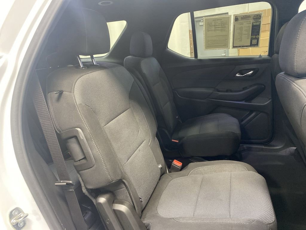 Certified 2023 Chevrolet Traverse LT FWD image 36