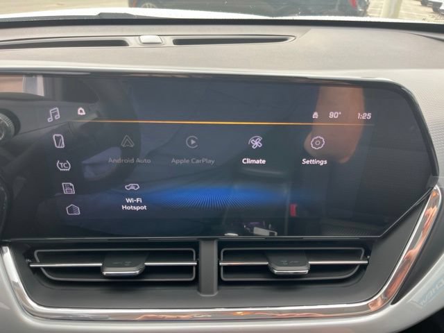 New 2026 Chevrolet Trax LT w/ Sunroof Package FWD image 22