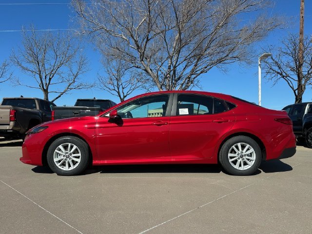 New 2026 Toyota Camry LE w/ Convenience Package FWD image 2