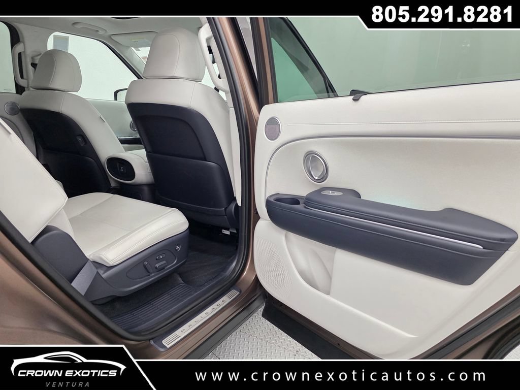 Used 2026 Hyundai Palisade Calligraphy AWD/4WD image 18