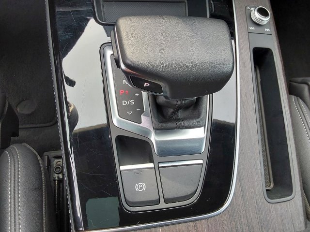 Used 2024 Audi Q5 2.0T Premium Plus AWD/4WD image 31