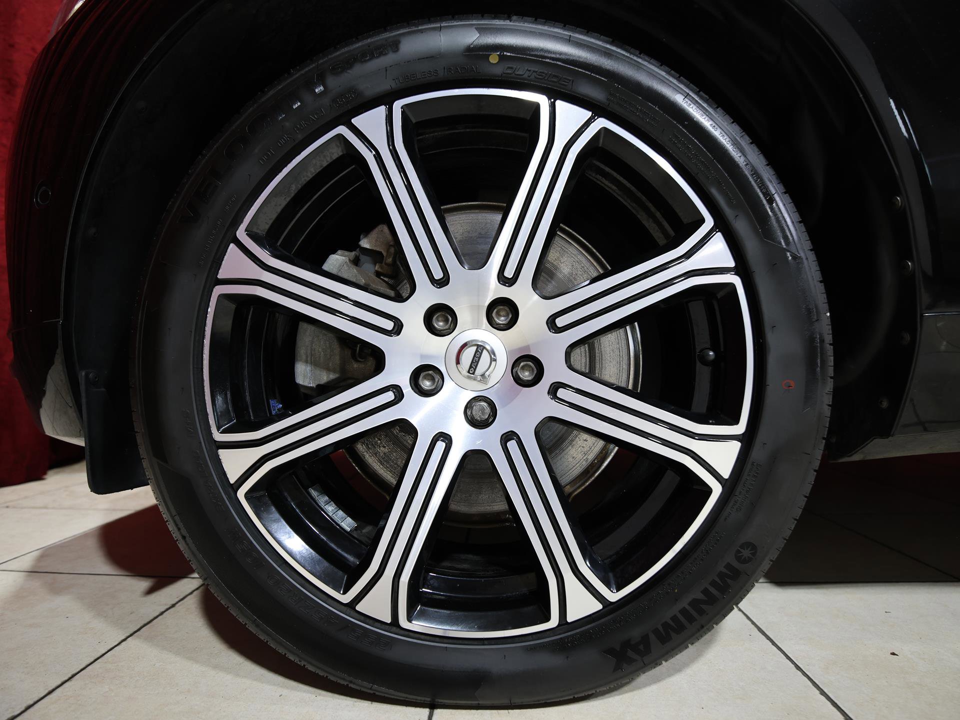 Used 2020 Volvo XC60 T6 Inscription w/ Protection Package Premier image 7