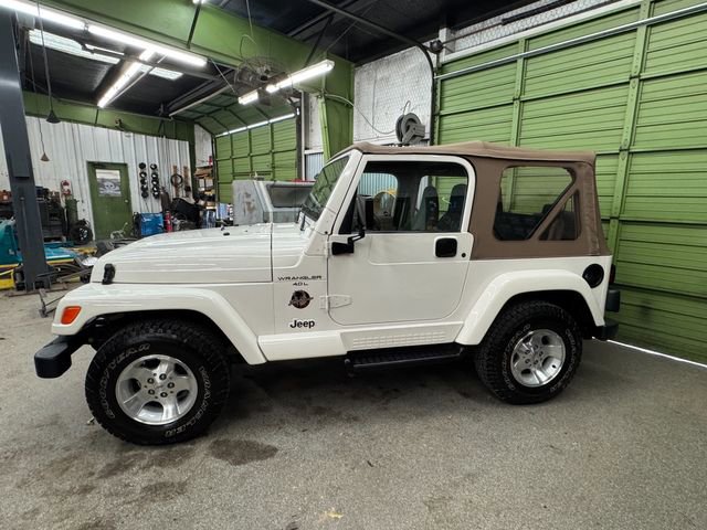 Used 1999 Jeep Wrangler Sahara AWD/4WD image 2