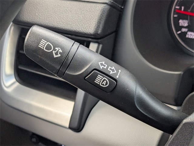 Used 2023 GMC Terrain SLE w/ Driver Convenience Package image 26