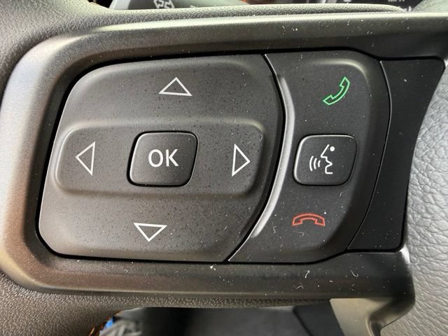 Certified 2024 Jeep Gladiator Sport AWD/4WD image 16