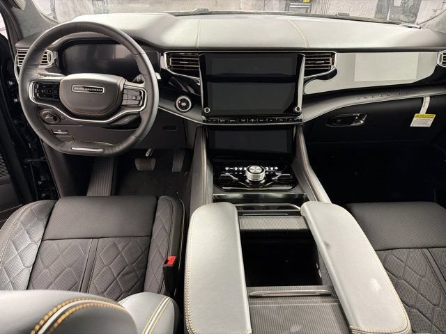 New 2026 Jeep Grand Wagoneer Summit AWD/4WD image 39