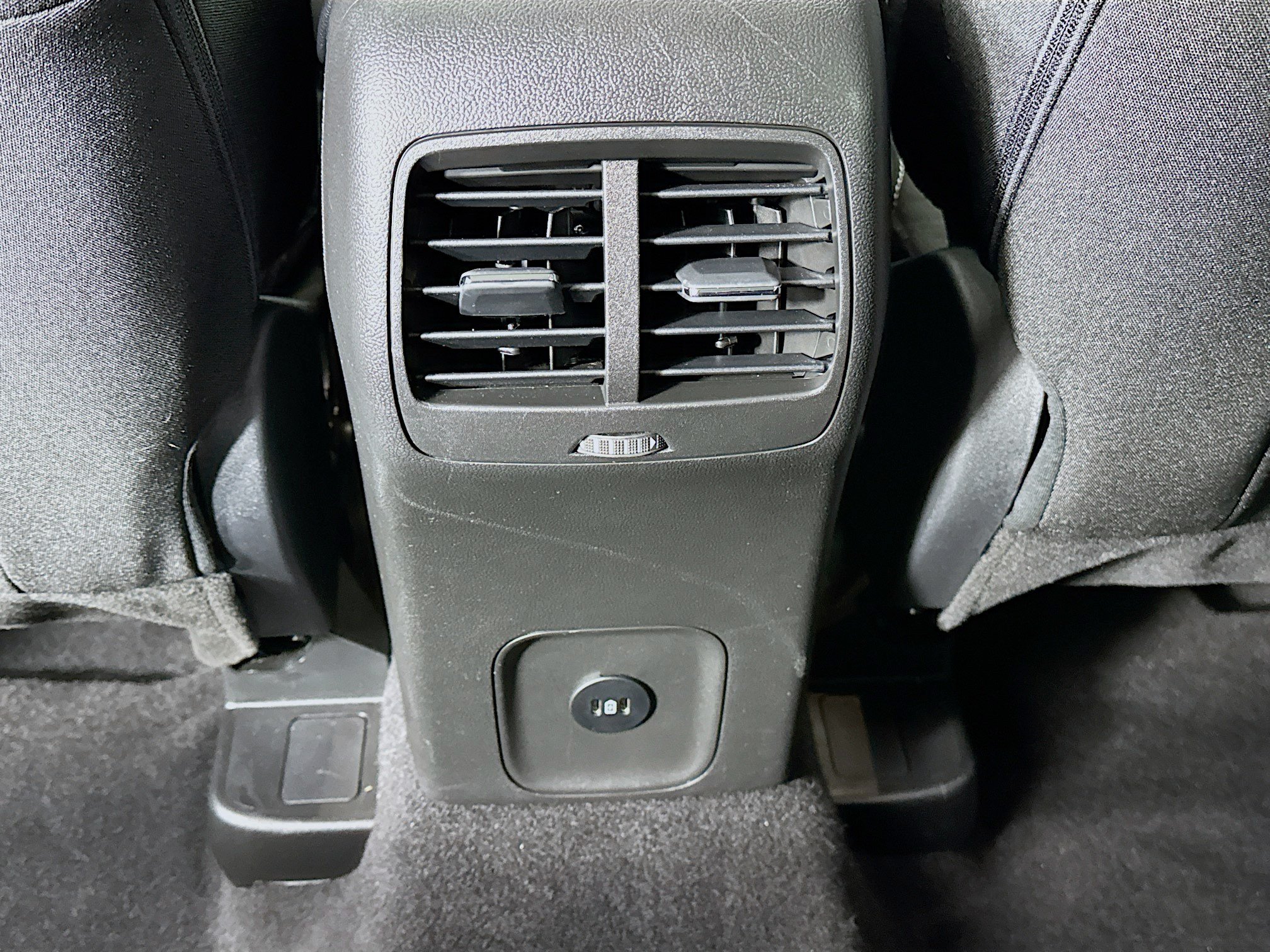 Used 2025 Ford Escape Active AWD/4WD image 24