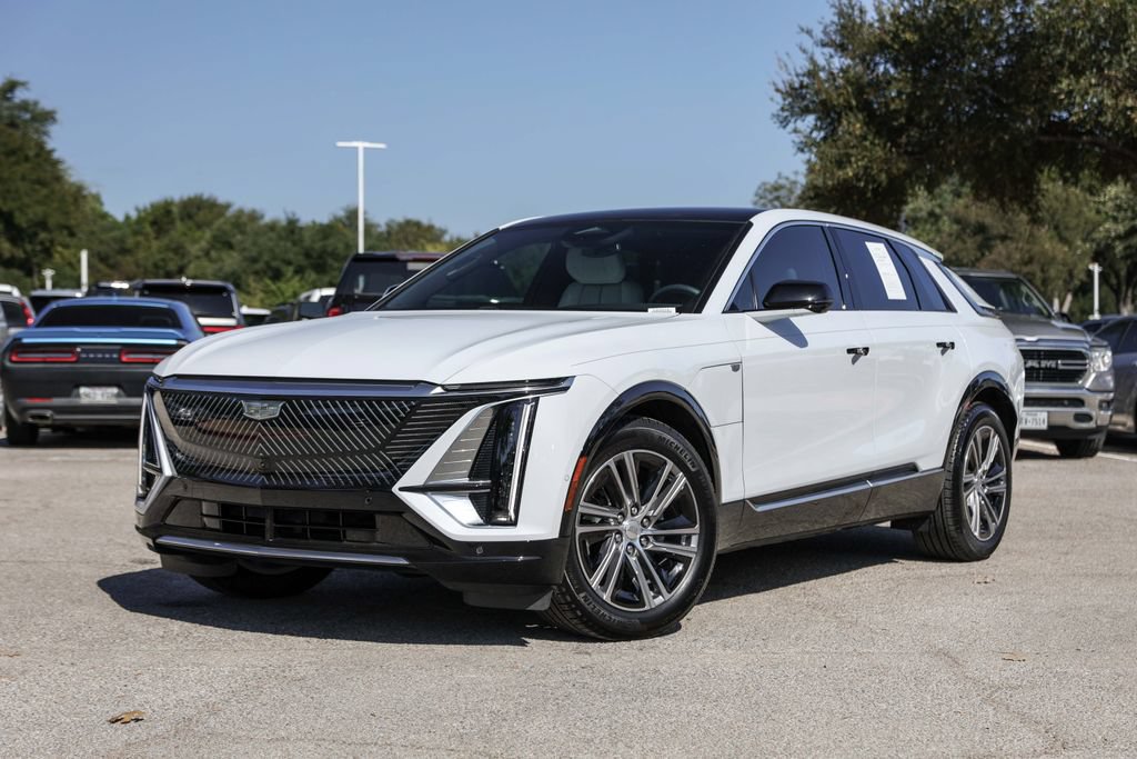 Used 2026 Cadillac Lyriq Luxury w/ LPO, Floor Liner Package