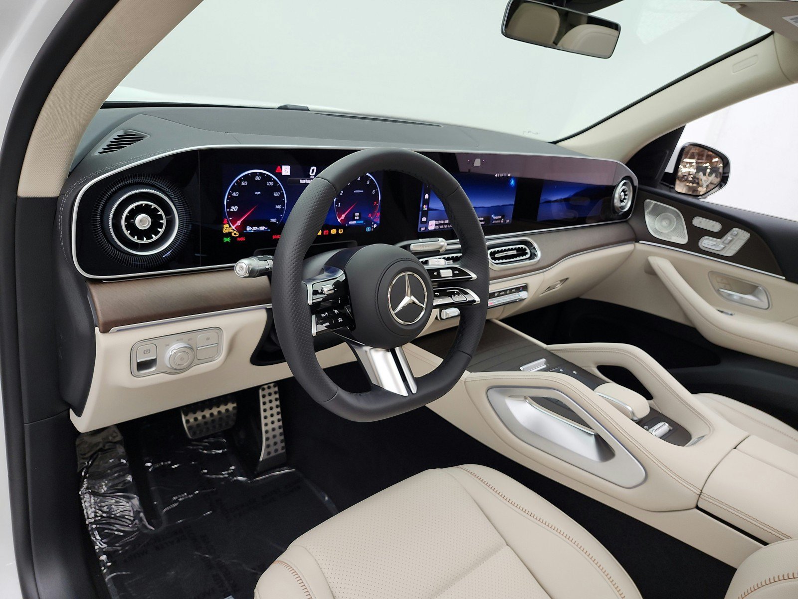 New 2027 Mercedes-Benz GLS 450 4MATIC image 9