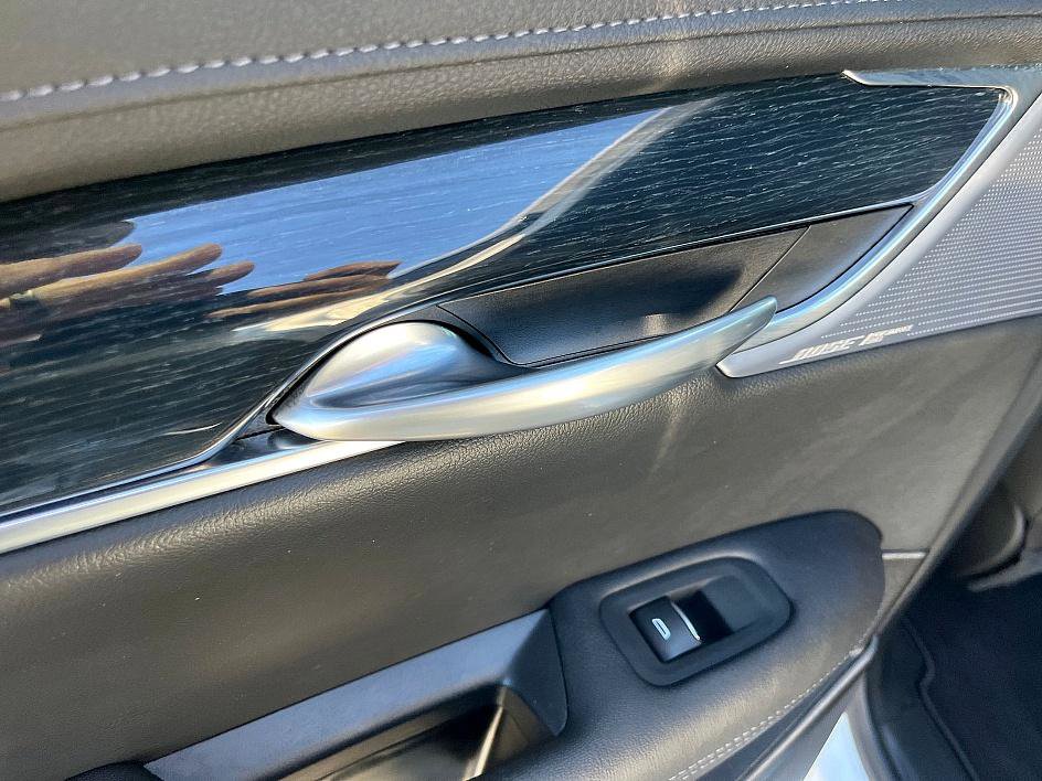 Certified 2025 Cadillac XT5 Premium Luxury image 28