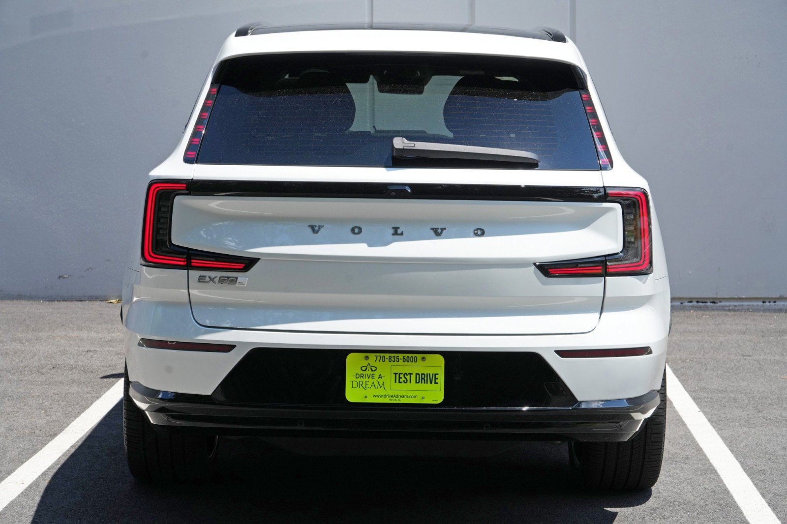 Used 2025 Volvo EX90 Ultra AWD/4WD image 49