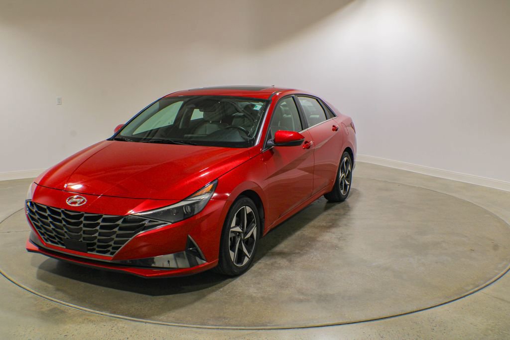 Used 2021 Hyundai Elantra Limited w/ Cargo Package FWD image 1