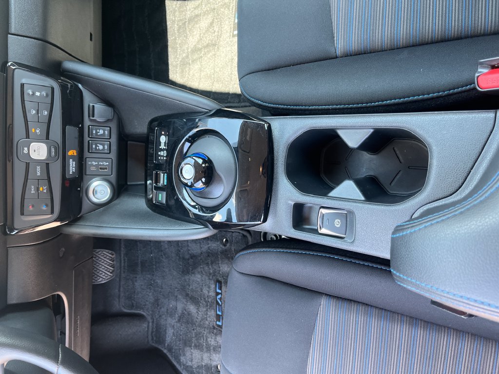 Used 2025 Nissan Leaf SV Plus FWD image 26
