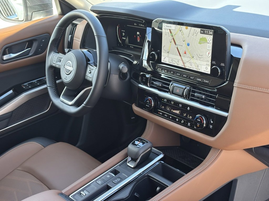 New 2025 Nissan Pathfinder Platinum w/ Cargo Package image 27