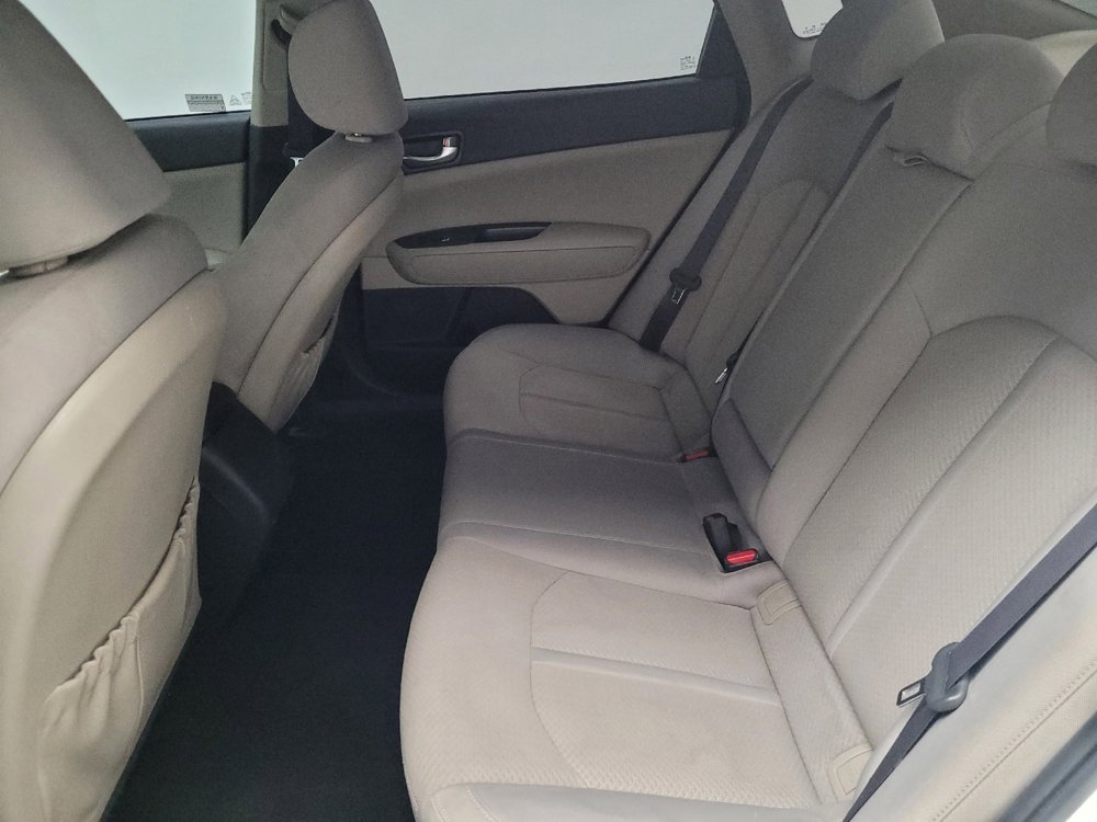 Used 2016 Kia Optima LX image 18