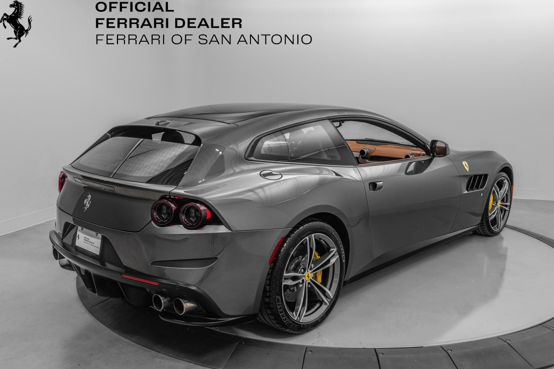 Certified 2019 Ferrari GTC4Lusso AWD/4WD image 9