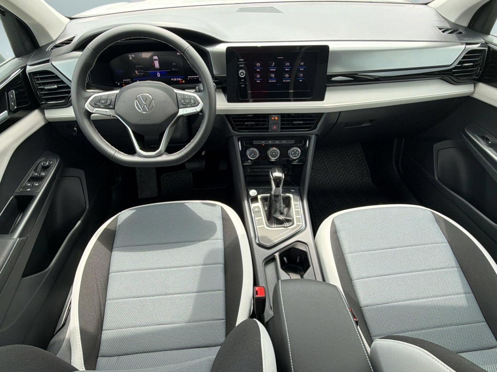 New 2026 Volkswagen Taos S FWD image 15