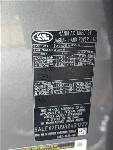 Used 2025 Land Rover Defender 110 X AWD/4WD image 25