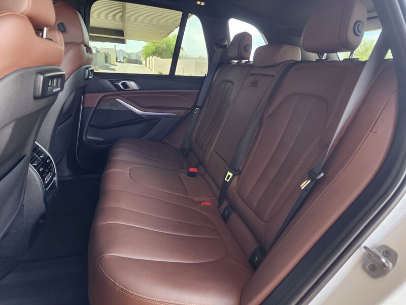 Used 2021 BMW X5 xDrive40i w/ Convenience Package AWD/4WD image 84